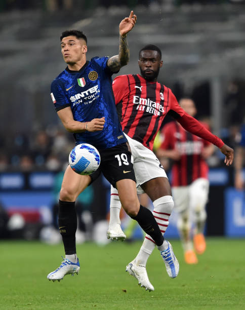 在足球的绿 在足球的绿