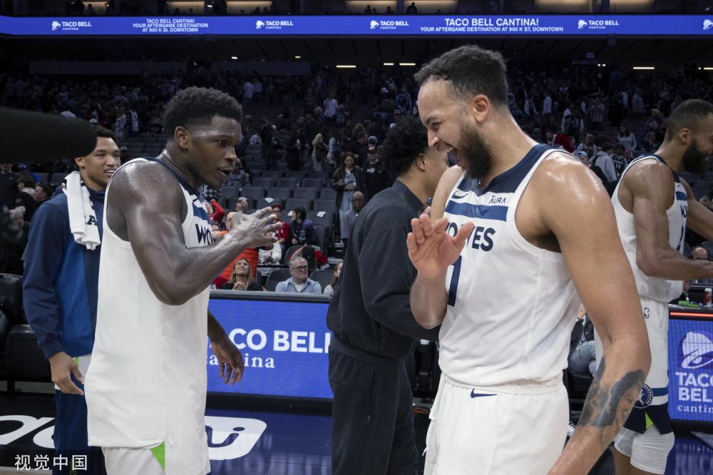 高高跃起 高高跃起