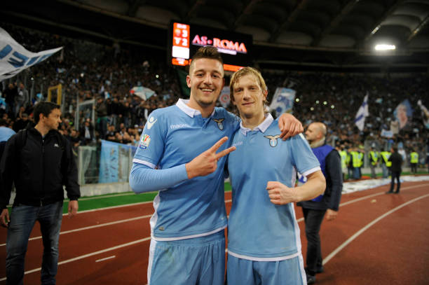 而近日举行 而近日举行